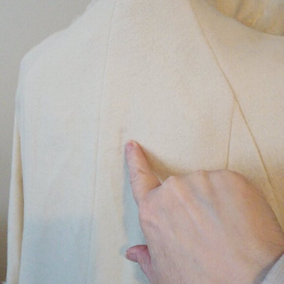 Vtg Size 6 JP 1893 Wool Blend Winter Coat W/Faux Fur Trim on the Hood & Cuffs - Picture 4 of 15